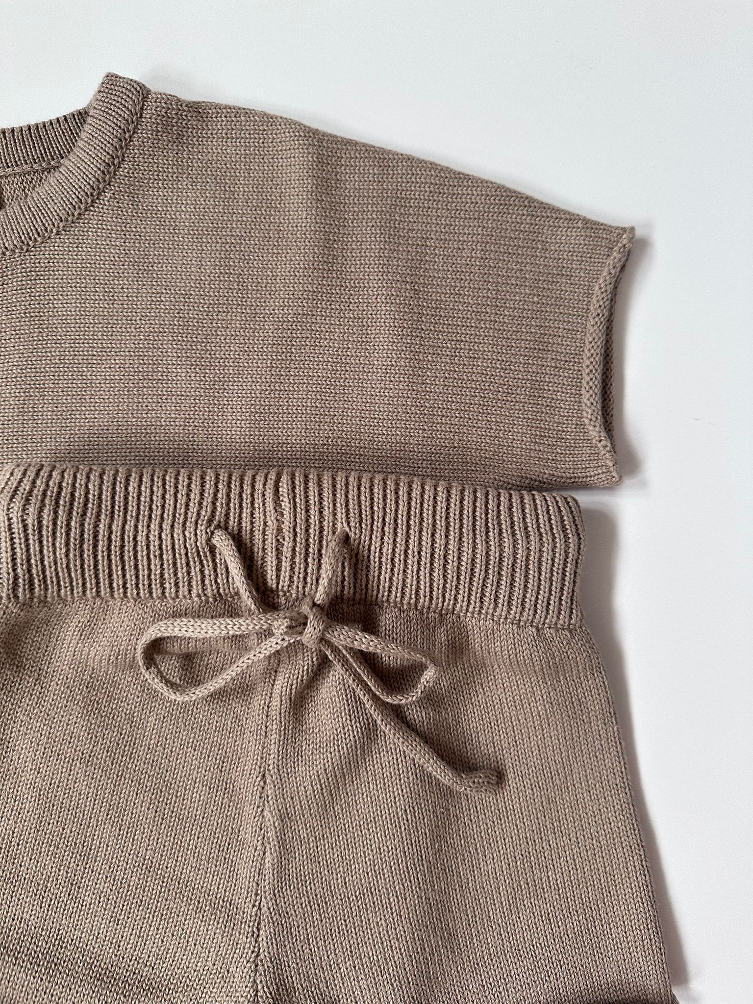 Ensemble T-shirt et Short Cycliste Mocha en Coton