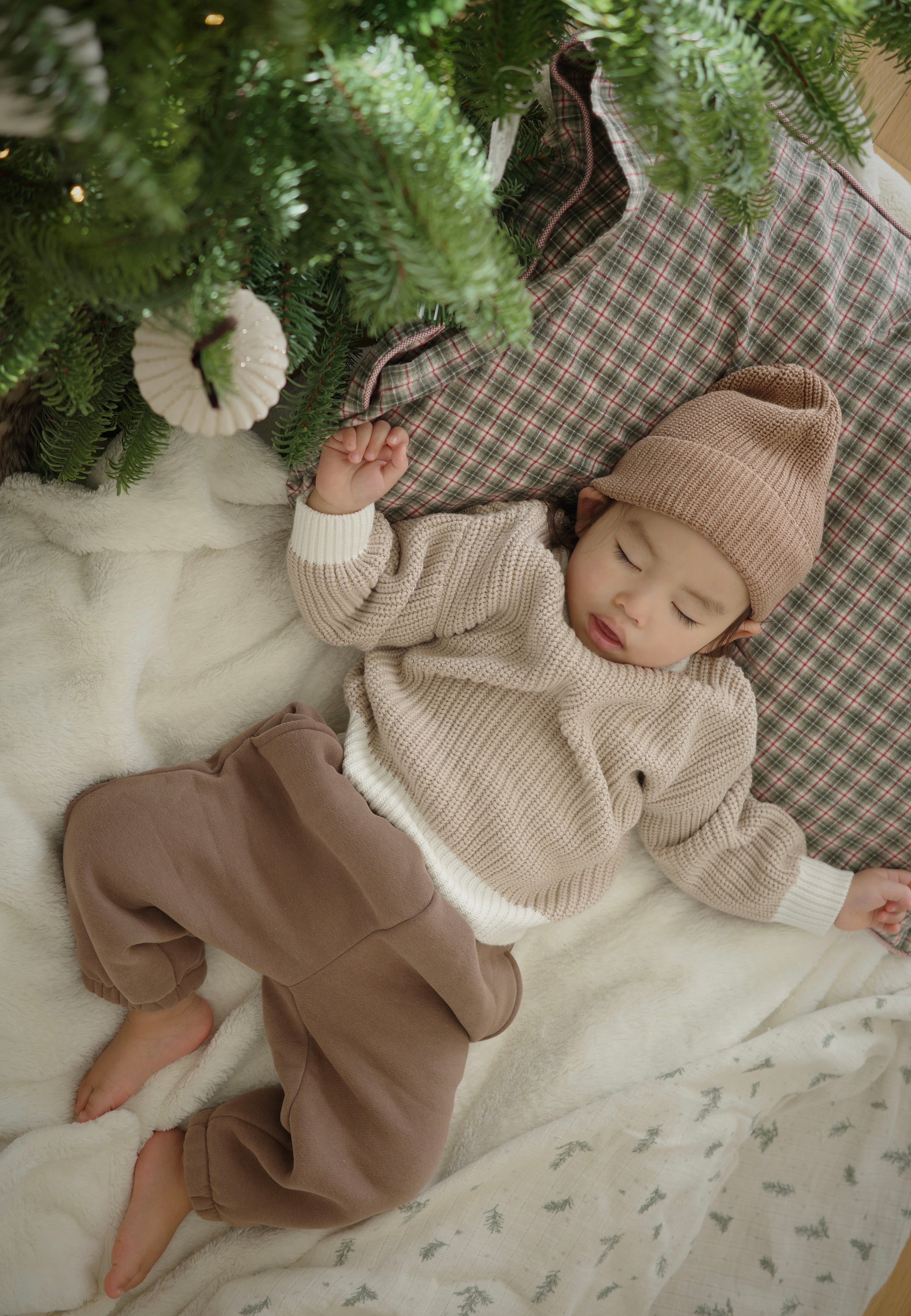 Pull de Noël en forme de renne